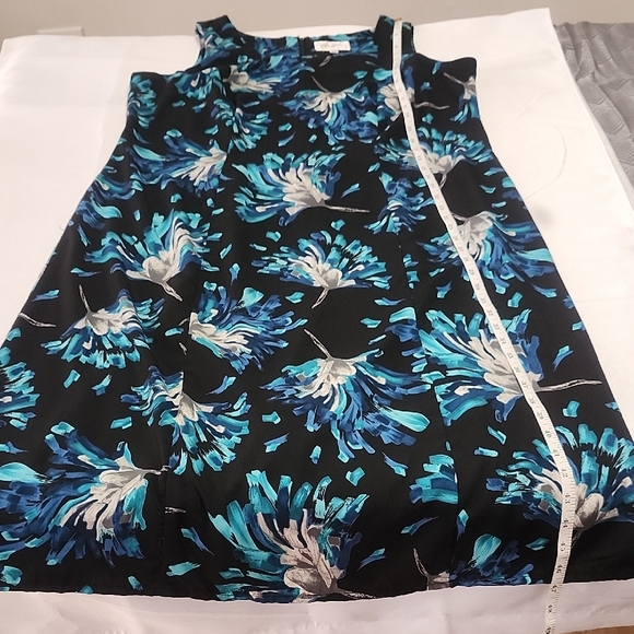 Studio I Black and Blue Floral Midi Dress - Picture 5 of 12